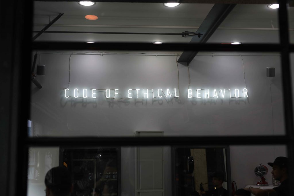 What should businesses prioritise: social responsibility vs commercial interests?